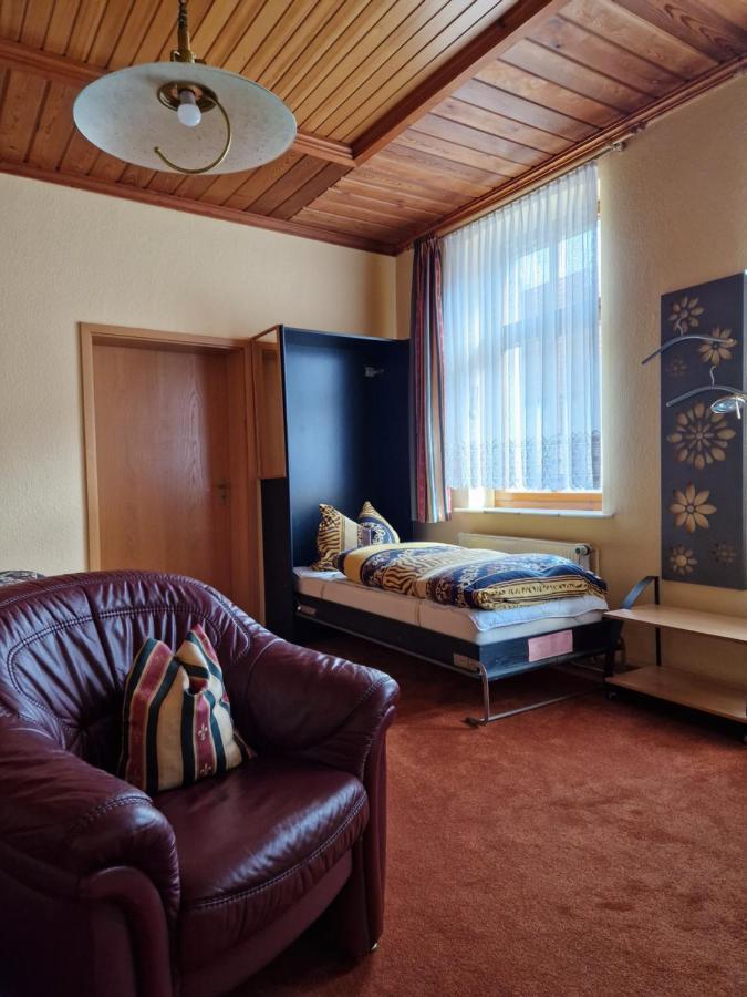 Apartment Matthission *
